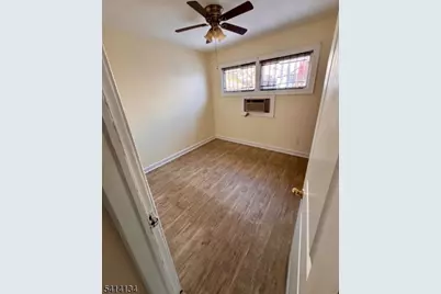 445 E 32nd St, Paterson, NJ 07504 - Photo 12