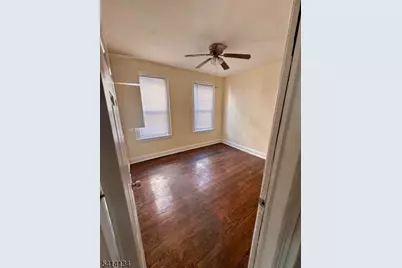 445 E 32nd St, Paterson, NJ 07504 - Photo 10