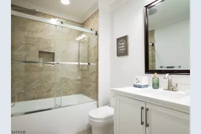 512 Azalea Dr   Ondo, Branchburg Township, NJ 08876 - Photo 8