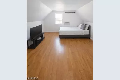 832 Parker St, Newark, NJ 07104 - Photo 16