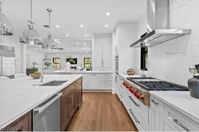 330 Hartshorn Drive, Millburn, NJ 07078 - Photo 20