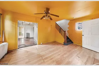 9-11 Stratford Pl, Irvington, NJ 07111 - Photo 14