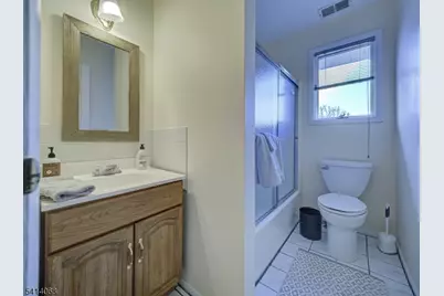 15 Glassboro Rd, Parsippany, NJ 07054 - Photo 22