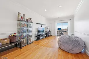 15-19 Tichenor Ln, Newark, NJ 07114 - Photo 8