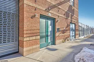 15-19 Tichenor Ln, Newark, NJ 07114 - Photo 6