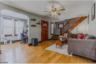 416 E 6th Ave, Roselle, NJ 07203 - Photo 14