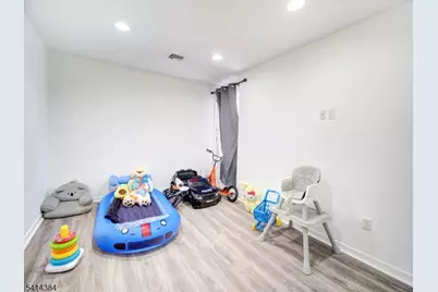 118 Carlisle Ave, Paterson, NJ 07501 - Photo 10