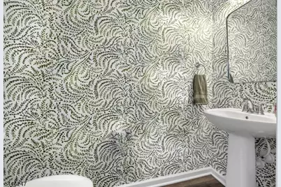 35 Aspen Dr, Cedar Grove Twp., NJ 07009 - Photo 14