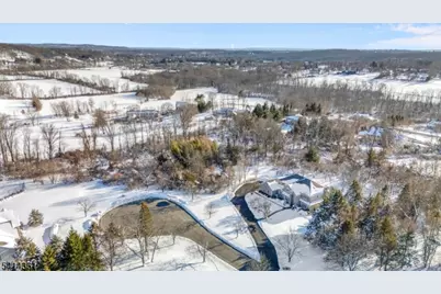 4 Downing Ct, Chester, NJ 07930 - Photo 14