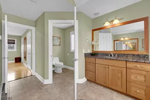 4 Downing Ct, Chester, NJ 07930 - Photo 36