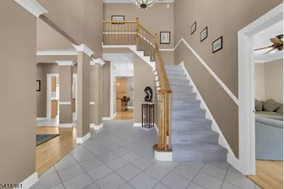 4 Downing Ct, Chester, NJ 07930 - Photo 6