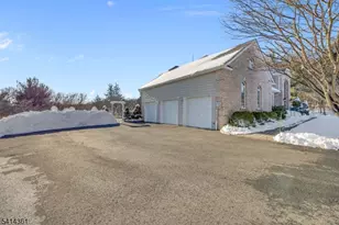 4 Downing Ct, Chester, NJ 07930 - Photo 44