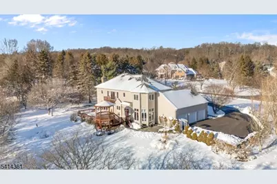 4 Downing Ct, Chester, NJ 07930 - Photo 12