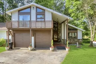 365-B Lake Shore South O2, Montague, NJ 07827 - Photo 1