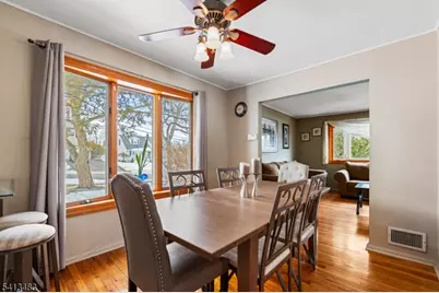 26 Franklin St, Verona, NJ 07044 - Photo 8