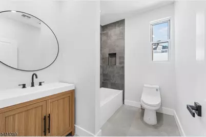 977 Sanford Ave, Irvington, NJ 07111 - Photo 4