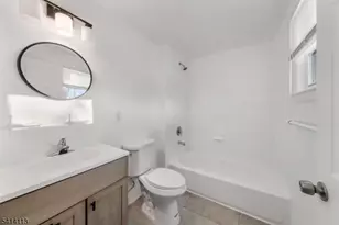 213 N Park St, East Orange, NJ 07017 - Photo 8