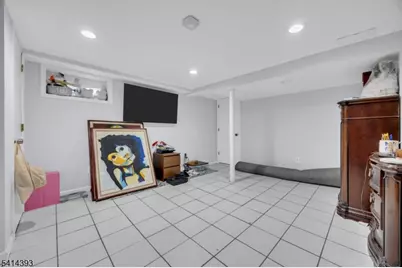 321 Sherwood Rd, Union Township, NJ 07083 - Photo 22