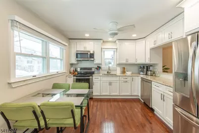 312 Idalroy Trl, Hopatcong, NJ 07843 - Photo 4