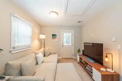 312 Idalroy Trl, Hopatcong, NJ 07843 - Photo 6