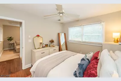 312 Idalroy Trl, Hopatcong, NJ 07843 - Photo 16