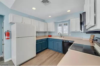 5656 Berkshire Valley Rd, Jefferson Township, NJ 07438 - Photo 16