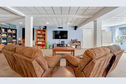 5656 Berkshire Valley Rd, Jefferson Township, NJ 07438 - Photo 30