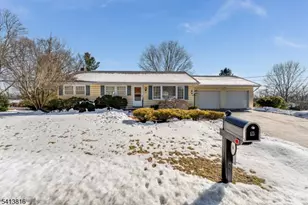 4 Roselle St, Holland Township, NJ 08848 - Photo 28