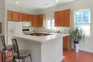 559 Edward St, Lopatcong Township, NJ 08865 - Photo 10