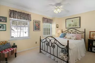 4 Birdseye Cir, Wayne Twp., NJ 07470 - Photo 18