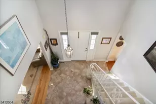 4 Birdseye Cir, Wayne Twp., NJ 07470 - Photo 16