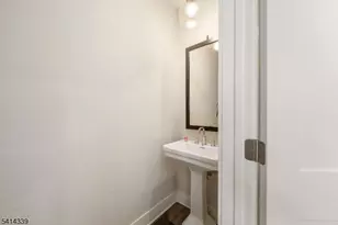 707 Station Rd, Dunellen, NJ 08812 - Photo 8