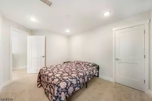 707 Station Rd, Dunellen, NJ 08812 - Photo 16