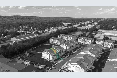 707 Station Rd, Dunellen, NJ 08812 - Photo 24