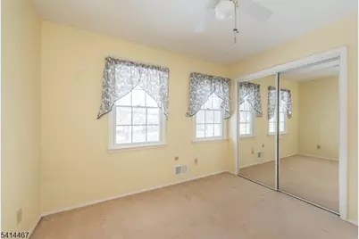 9 Nantes Rd, Parsippany, NJ 07054 - Photo 22