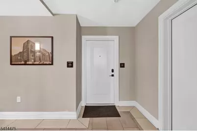 974 Summit Ave #401, Jersey City, NJ 07307 - Photo 6