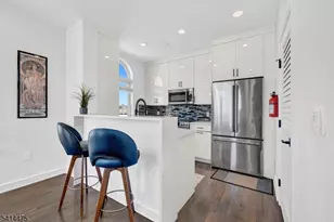 974 Summit Ave, Jersey City, NJ 07307 - Photo 18