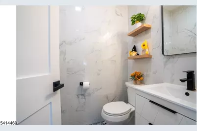 266 Elm Ave, Teaneck Township, NJ 07666 - Photo 8