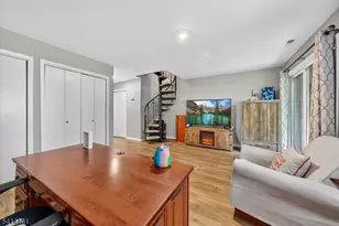 1 Purgatory Ct, Vernon, NJ 07462 - Photo 2