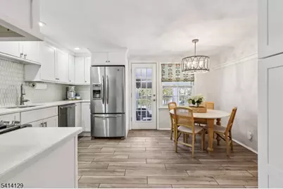 17 Cherokee Rd, Cranford Township, NJ 07016 - Photo 6