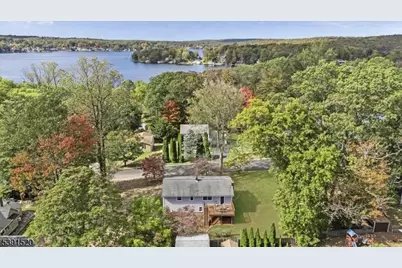 145 Schwarz Blvd, Jefferson Township, NJ 07849 - Photo 32