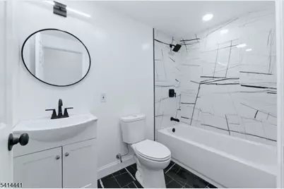 615 E 22nd St, Paterson, NJ 07514 - Photo 24