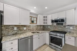 21 Dorchester Dr, Bernards Township, NJ 07920 - Photo 8