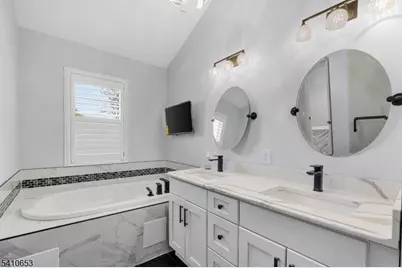 21 Dorchester Dr, Bernards Township, NJ 07920 - Photo 18
