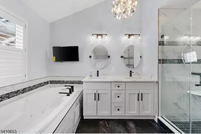 21 Dorchester Dr, Bernards Township, NJ 07920 - Photo 18