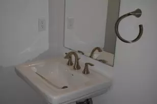 67 Veterans Wy, Morris Plains, NJ 07950 - Photo 8