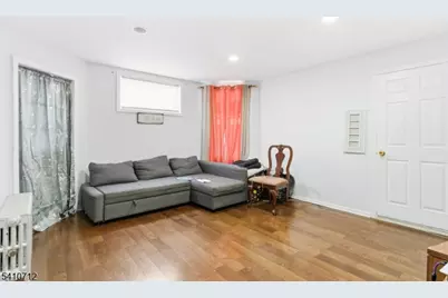 158 S Clinton St, East Orange, NJ 07018 - Photo 12