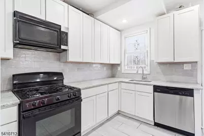 158 S Clinton St, East Orange, NJ 07018 - Photo 6
