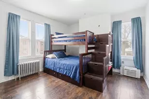 158 S Clinton St, East Orange, NJ 07018 - Photo 16