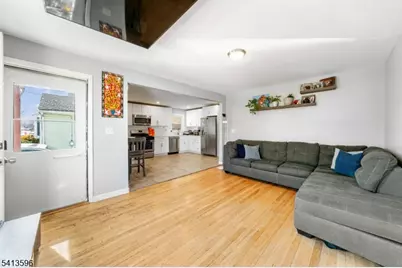 925 Essex Ave, Linden, NJ 07036 - Photo 4